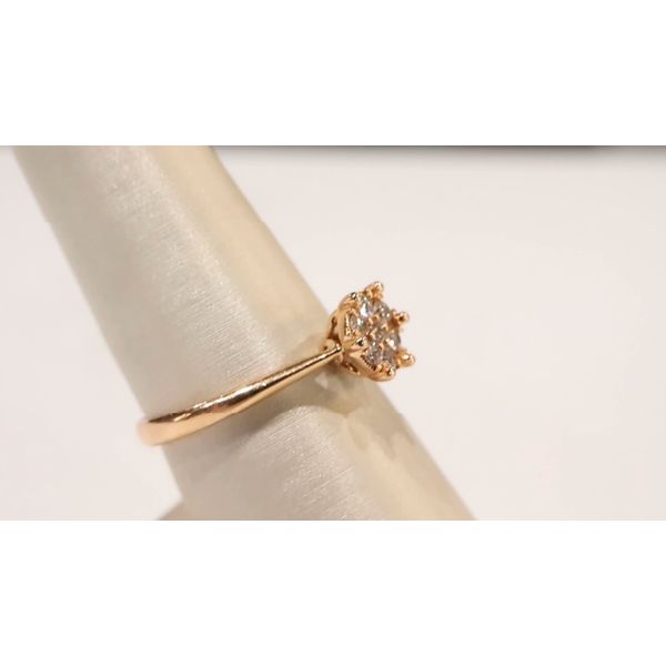 Cluster Engagement Ring Image 2 Timmreck & McNicol Jewelers McMinnville, OR