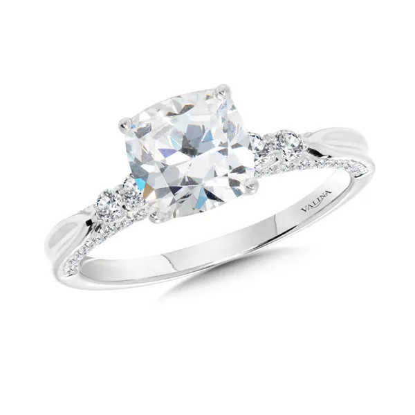 Engagement Ring Timmreck & McNicol Jewelers McMinnville, OR