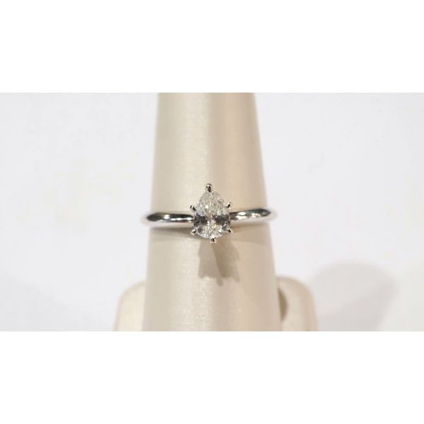 Engagement Ring Timmreck & McNicol Jewelers McMinnville, OR