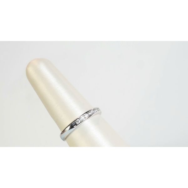 Wedding Band Image 2 Timmreck & McNicol Jewelers McMinnville, OR