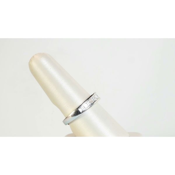 Wedding Band Image 2 Timmreck & McNicol Jewelers McMinnville, OR