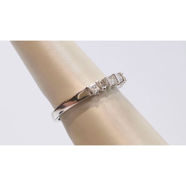 Wedding Band Image 2 Timmreck & McNicol Jewelers McMinnville, OR
