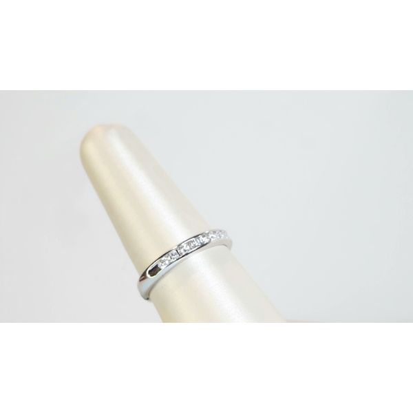 Wedding Band Image 2 Timmreck & McNicol Jewelers McMinnville, OR