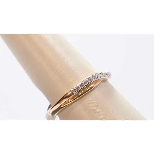Contour Diamond Band  Image 2 Timmreck & McNicol Jewelers McMinnville, OR