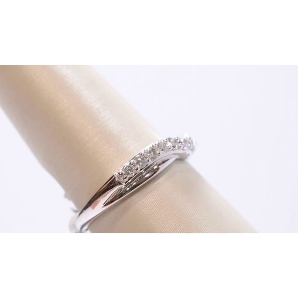 Contour Diamond Band  Image 2 Timmreck & McNicol Jewelers McMinnville, OR