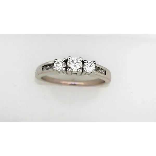 Anniversary Ring Timmreck & McNicol Jewelers McMinnville, OR