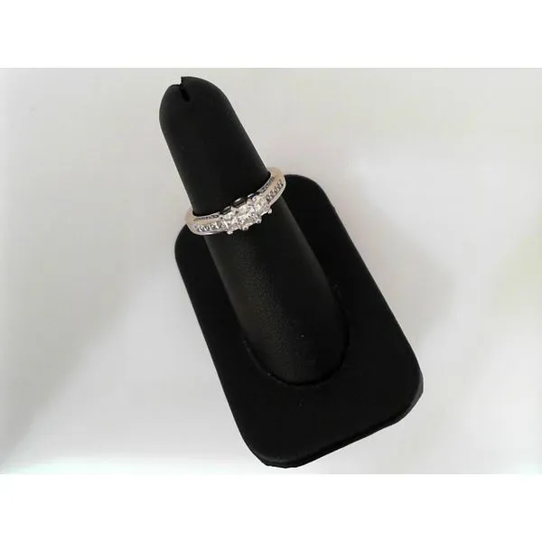 Anniversary Ring Timmreck & McNicol Jewelers McMinnville, OR