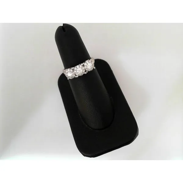 Anniversary Ring Timmreck & McNicol Jewelers McMinnville, OR