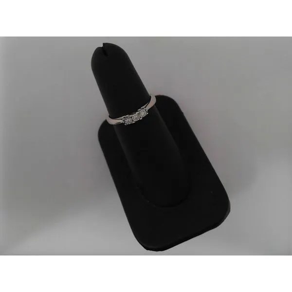 Anniversary Ring Timmreck & McNicol Jewelers McMinnville, OR