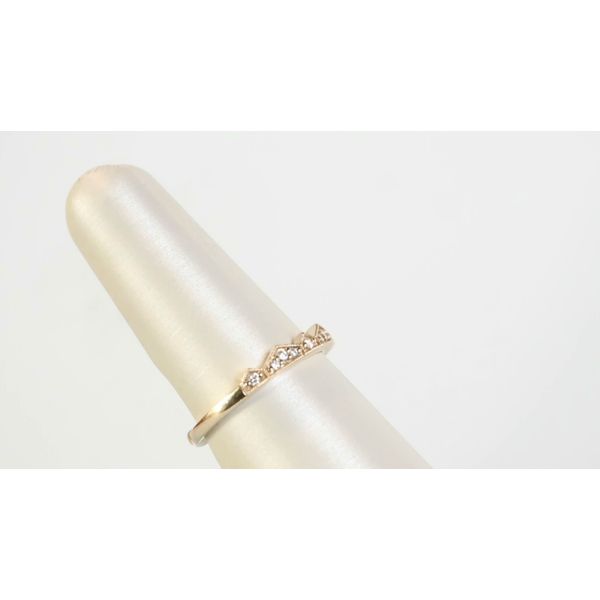 Crown Ring Image 2 Timmreck & McNicol Jewelers McMinnville, OR