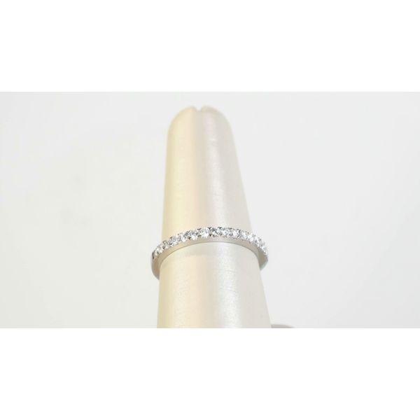 Anniversary Ring Timmreck & McNicol Jewelers McMinnville, OR