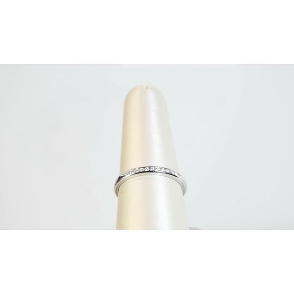 Anniversary Ring Timmreck & McNicol Jewelers McMinnville, OR