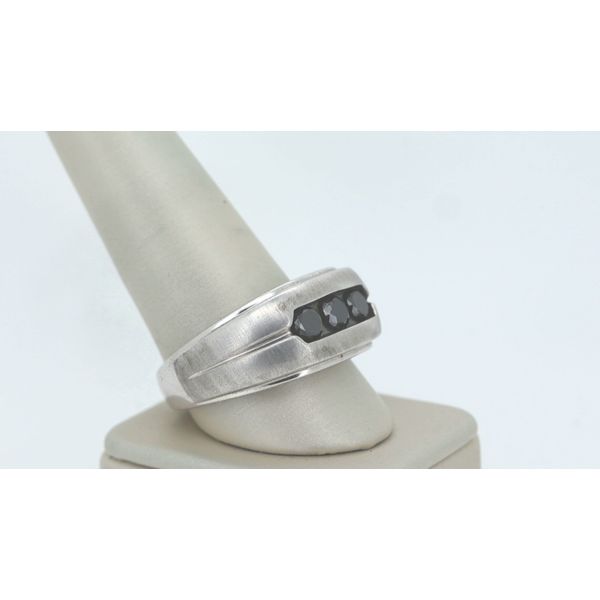 Fashion Ring Image 2 Timmreck & McNicol Jewelers McMinnville, OR