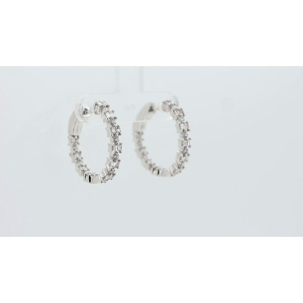 Earrings Image 2 Timmreck & McNicol Jewelers McMinnville, OR