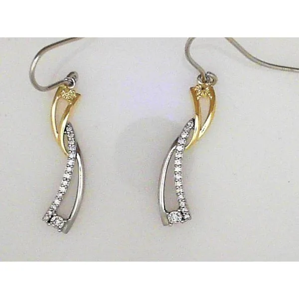 Earrings Timmreck & McNicol Jewelers McMinnville, OR