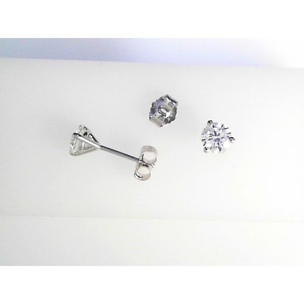 Earrings Timmreck & McNicol Jewelers McMinnville, OR