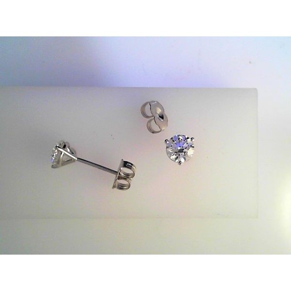 Earrings Timmreck & McNicol Jewelers McMinnville, OR
