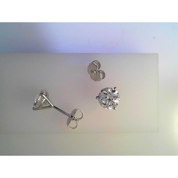 Earrings Timmreck & McNicol Jewelers McMinnville, OR