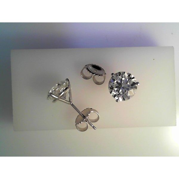Earrings Timmreck & McNicol Jewelers McMinnville, OR