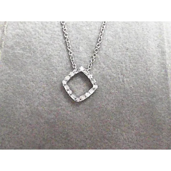 Pendant Timmreck & McNicol Jewelers McMinnville, OR