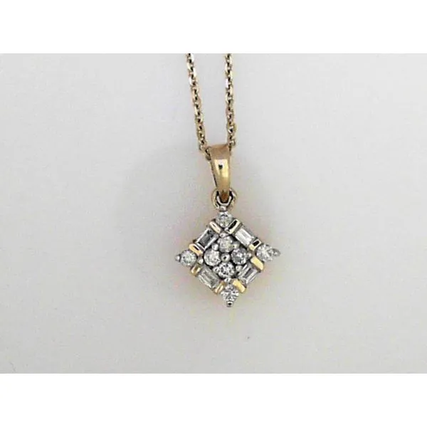 Pendant Timmreck & McNicol Jewelers McMinnville, OR