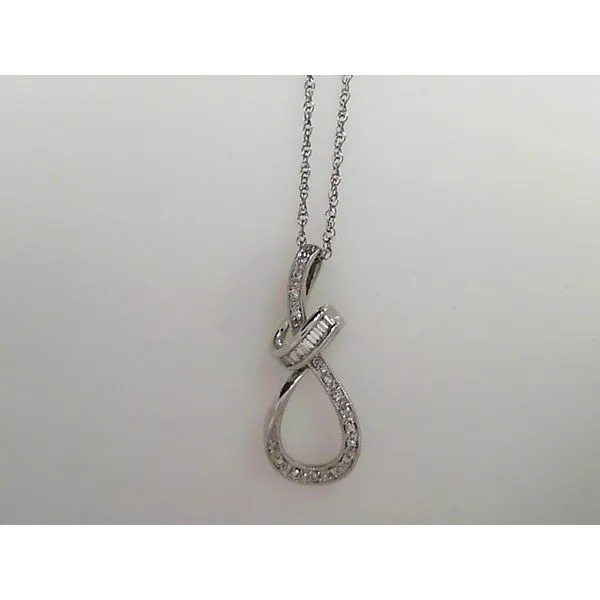 Pendant Timmreck & McNicol Jewelers McMinnville, OR