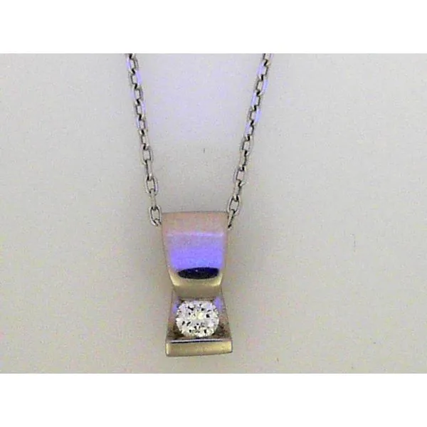 Pendant Timmreck & McNicol Jewelers McMinnville, OR