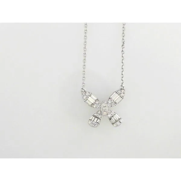 Necklace Timmreck & McNicol Jewelers McMinnville, OR