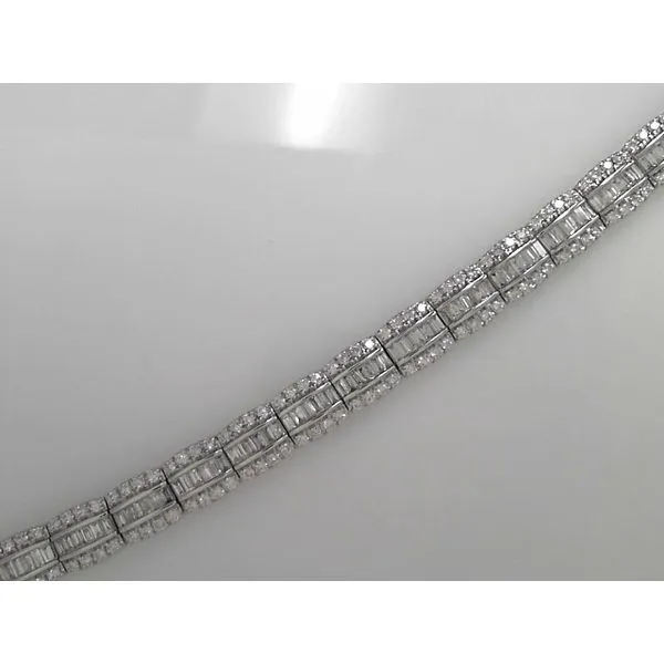 Bracelet Timmreck & McNicol Jewelers McMinnville, OR
