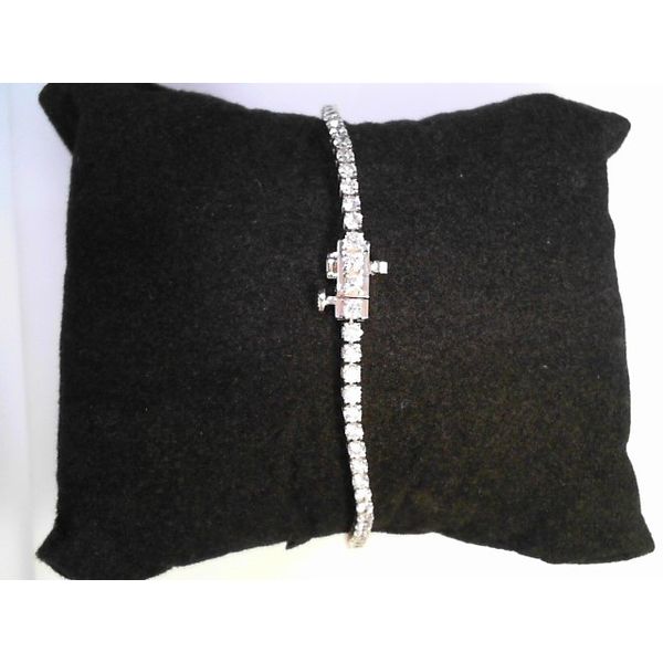 Bracelet Timmreck & McNicol Jewelers McMinnville, OR