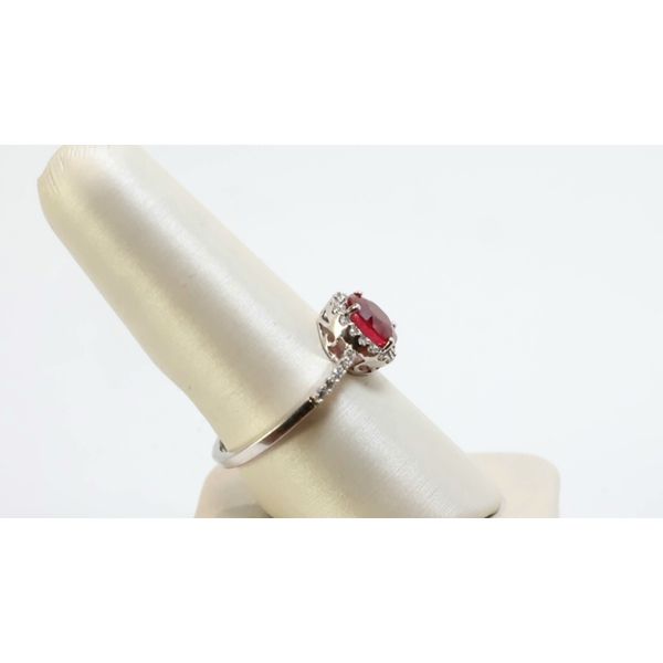 Fashion Ring Image 2 Timmreck & McNicol Jewelers McMinnville, OR