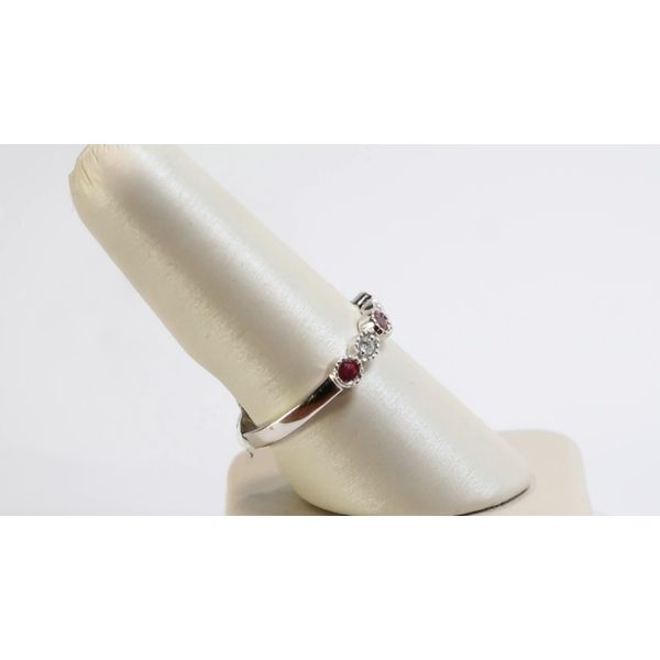 Fashion Ring Image 2 Timmreck & McNicol Jewelers McMinnville, OR