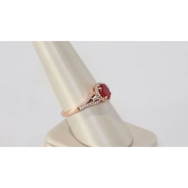 Fashion Ring Image 2 Timmreck & McNicol Jewelers McMinnville, OR