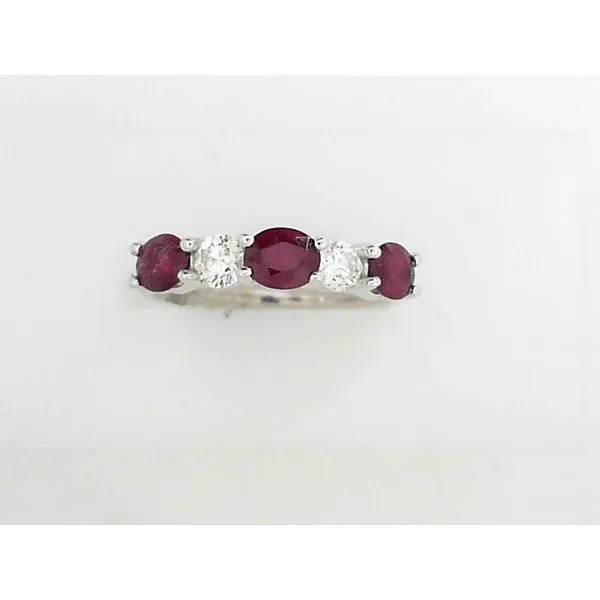 Fashion Ring Timmreck & McNicol Jewelers McMinnville, OR