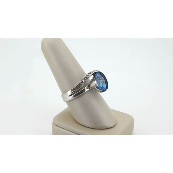 Kashmir Blue Topaz & White Sapphire Ring Image 2 Timmreck & McNicol Jewelers McMinnville, OR