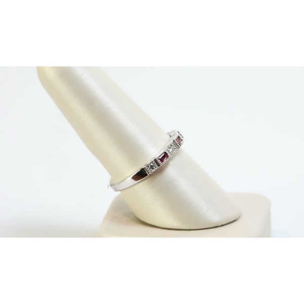 Fashion Ring Image 2 Timmreck & McNicol Jewelers McMinnville, OR