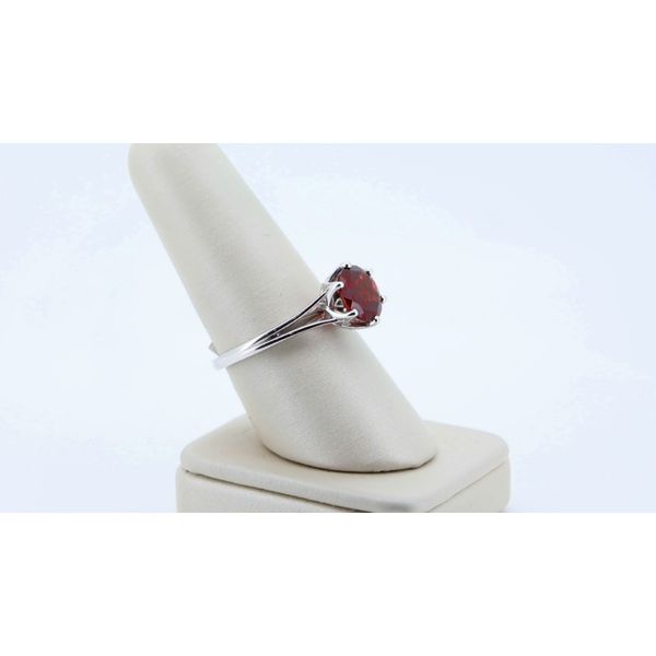 Garnet Fashion Ring Image 2 Timmreck & McNicol Jewelers McMinnville, OR