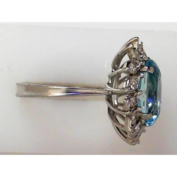 Fashion Ring Image 2 Timmreck & McNicol Jewelers McMinnville, OR