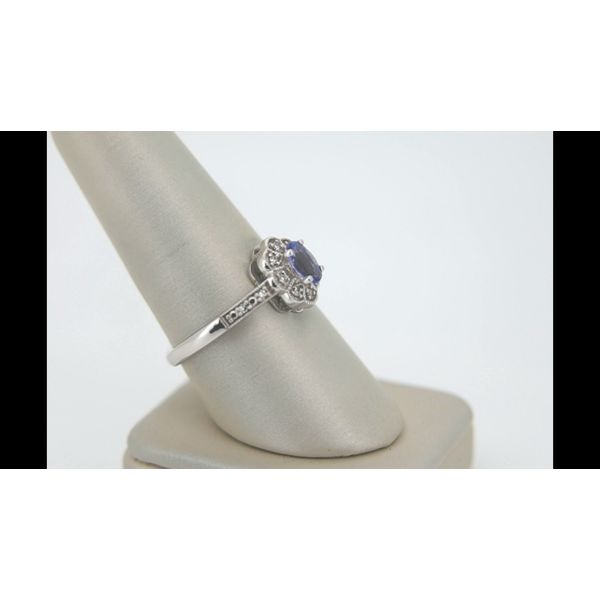 Fashion Ring Image 3 Timmreck & McNicol Jewelers McMinnville, OR