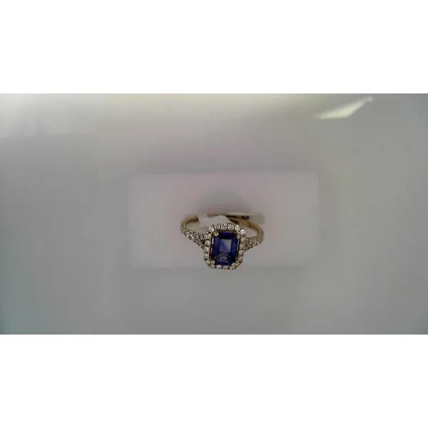 Fashion Ring Timmreck & McNicol Jewelers McMinnville, OR
