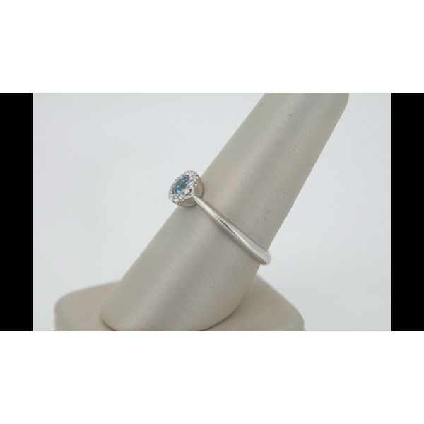 Fashion Ring Image 2 Timmreck & McNicol Jewelers McMinnville, OR
