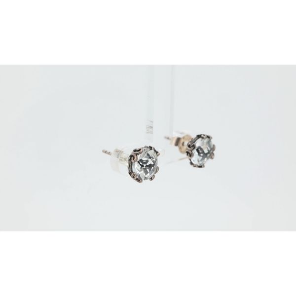 Earrings Image 2 Timmreck & McNicol Jewelers McMinnville, OR