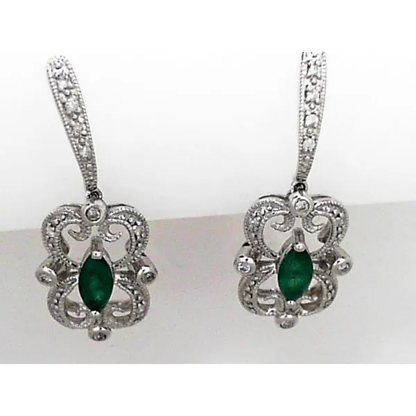 Earrings Timmreck & McNicol Jewelers McMinnville, OR