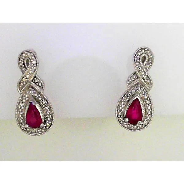 Earrings Timmreck & McNicol Jewelers McMinnville, OR