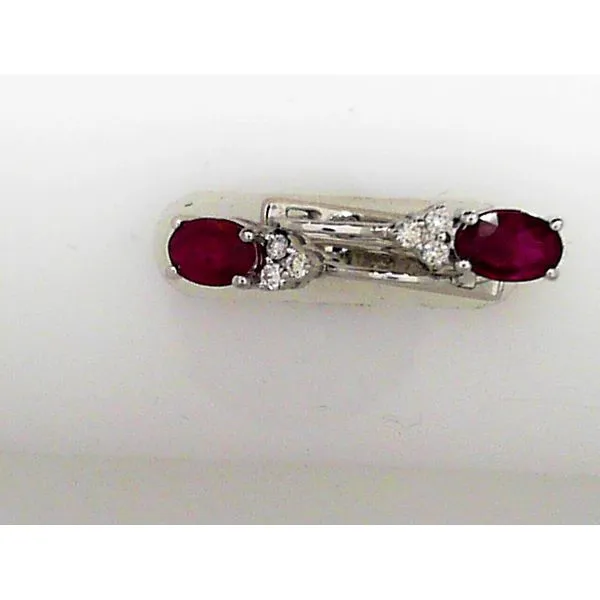 Earrings Timmreck & McNicol Jewelers McMinnville, OR