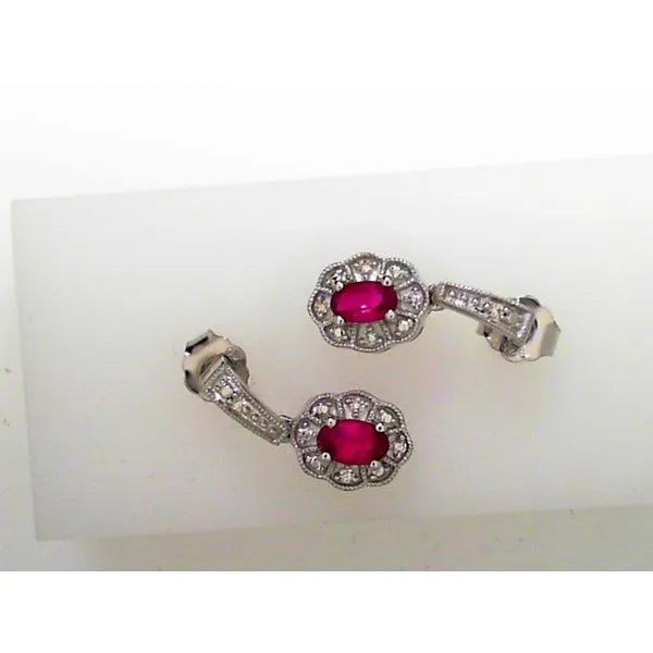 Earrings Timmreck & McNicol Jewelers McMinnville, OR