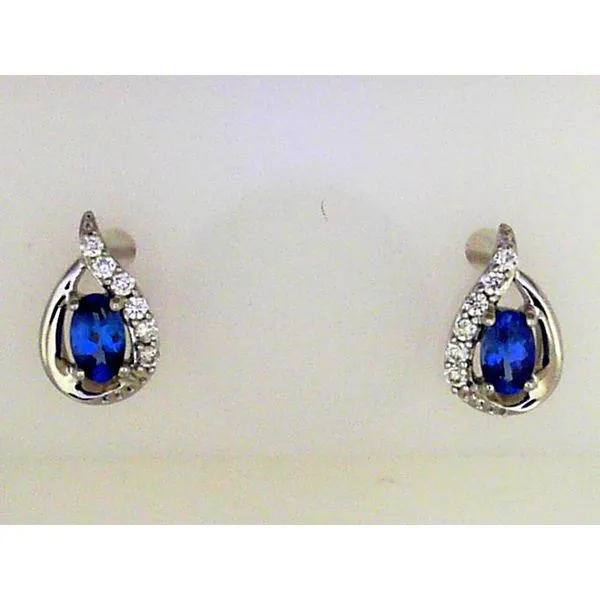 Earrings Timmreck & McNicol Jewelers McMinnville, OR