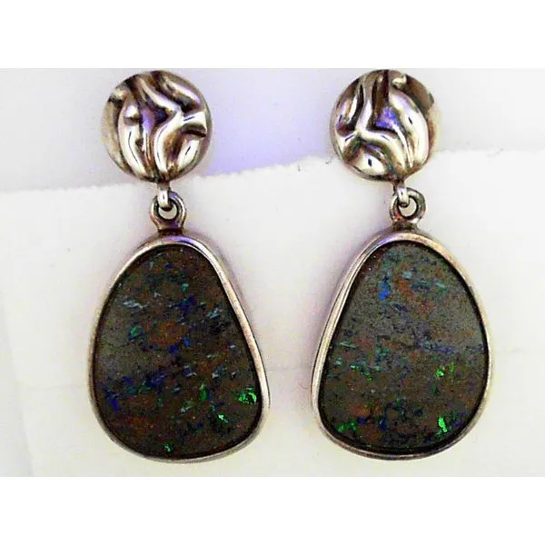 Earrings Timmreck & McNicol Jewelers McMinnville, OR