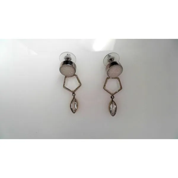 Earrings Timmreck & McNicol Jewelers McMinnville, OR