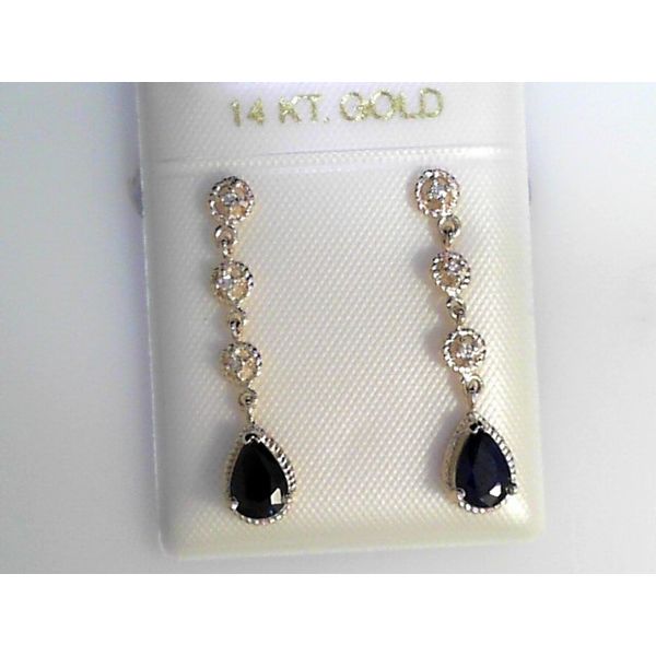 Earrings Timmreck & McNicol Jewelers McMinnville, OR
